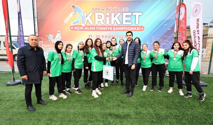 Denizli’de Kriket U-19 ve Büyükler Türkiye Şampiyonası Son Buldu