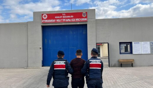 Afyonkarahisar’da Kasten Öldürme Suçundan Aranan Şahıs Jandarma Tarafından Yakalandı